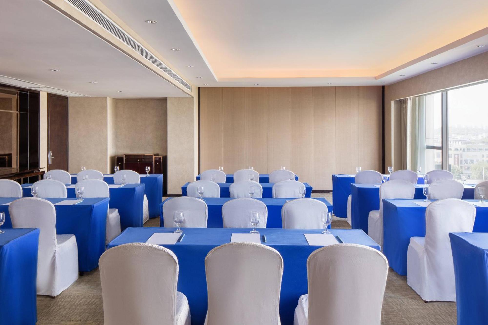 Sheraton Zhongshan Hotel Екстериор снимка