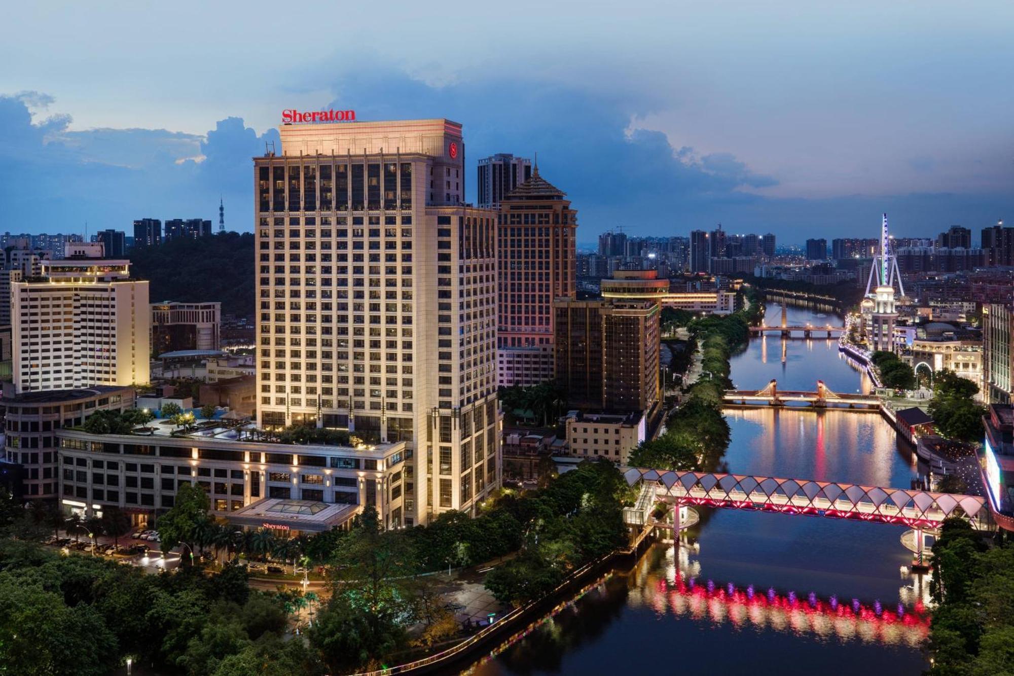Sheraton Zhongshan Hotel Екстериор снимка